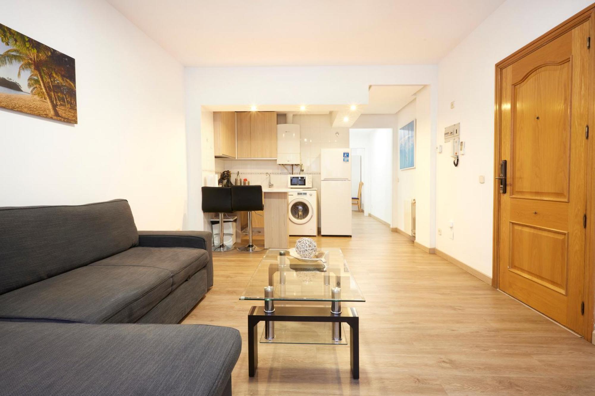 Alojamiento Santa Rosa Madrid Exterior photo