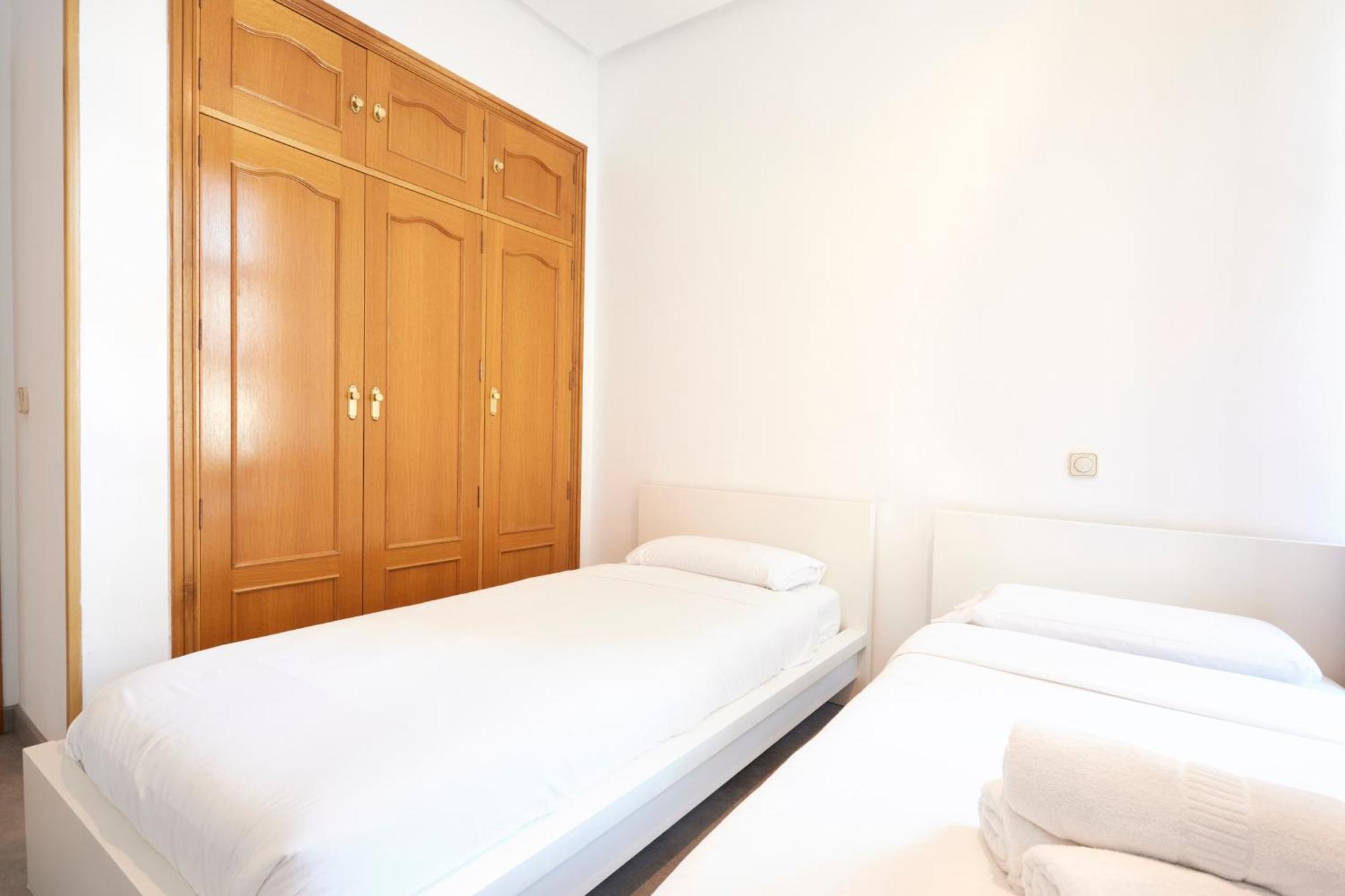 Alojamiento Santa Rosa Madrid Exterior photo